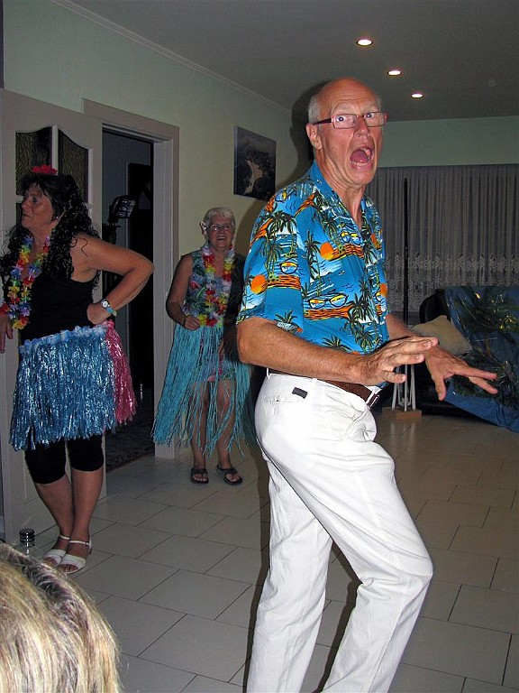 HawaiiParty (171).jpg - ... nu heb ik het gesnapt ...